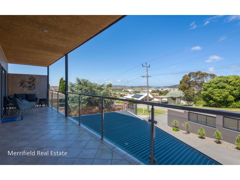 17 Lion Street, Mount Melville WA 6330