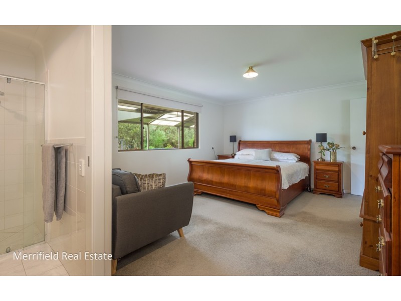 15 Alison Parade, Bayonet Head WA 6330