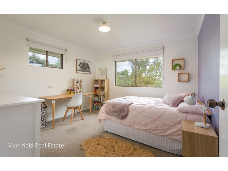 15 Alison Parade, Bayonet Head WA 6330