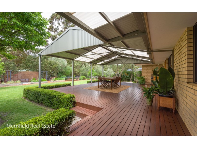 15 Alison Parade, Bayonet Head WA 6330