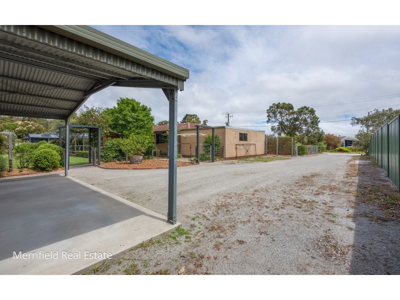 15 Alison Parade, Bayonet Head WA 6330