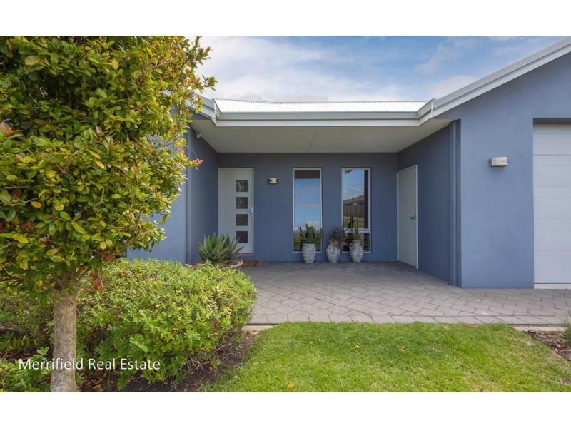 16 Goddard Way, Mckail WA 6330