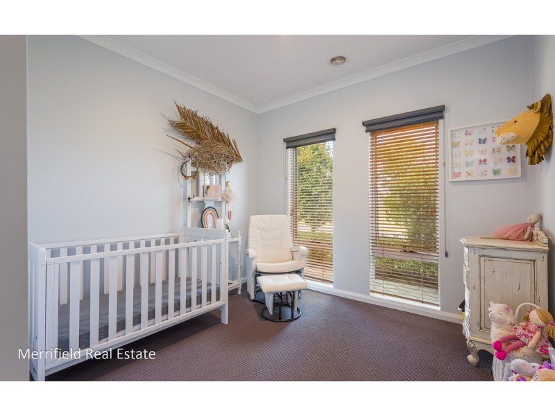 16 Goddard Way, Mckail WA 6330
