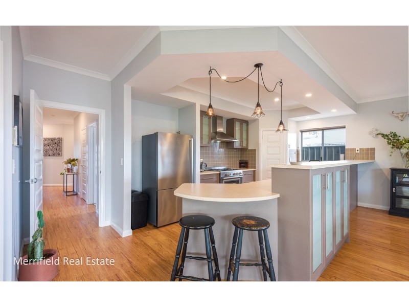 16 Goddard Way, Mckail WA 6330