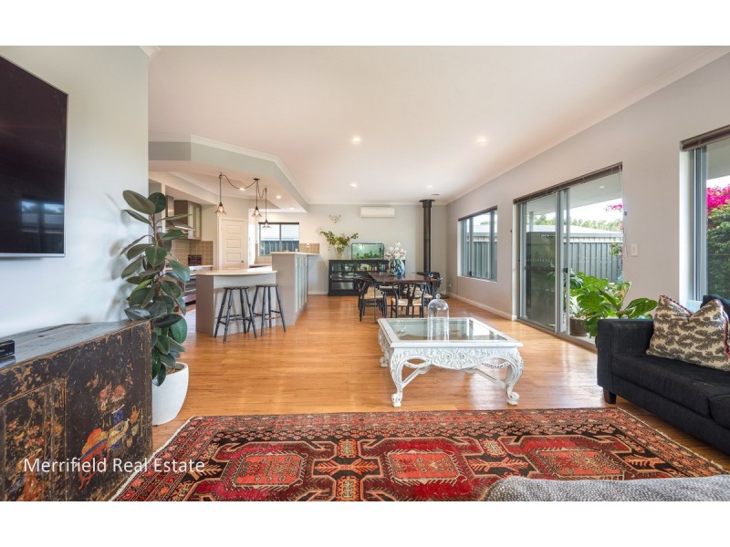 16 Goddard Way, Mckail WA 6330