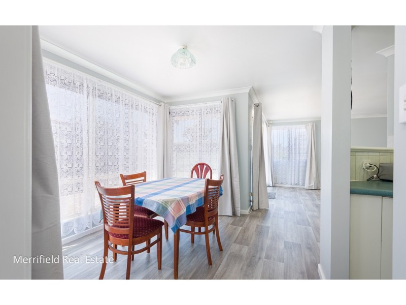 56 McGonnell Road, Orana WA 6330