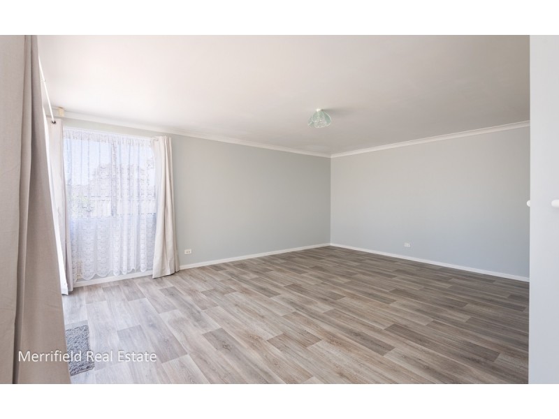 56 McGonnell Road, Orana WA 6330