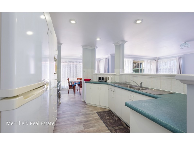 56 McGonnell Road, Orana WA 6330