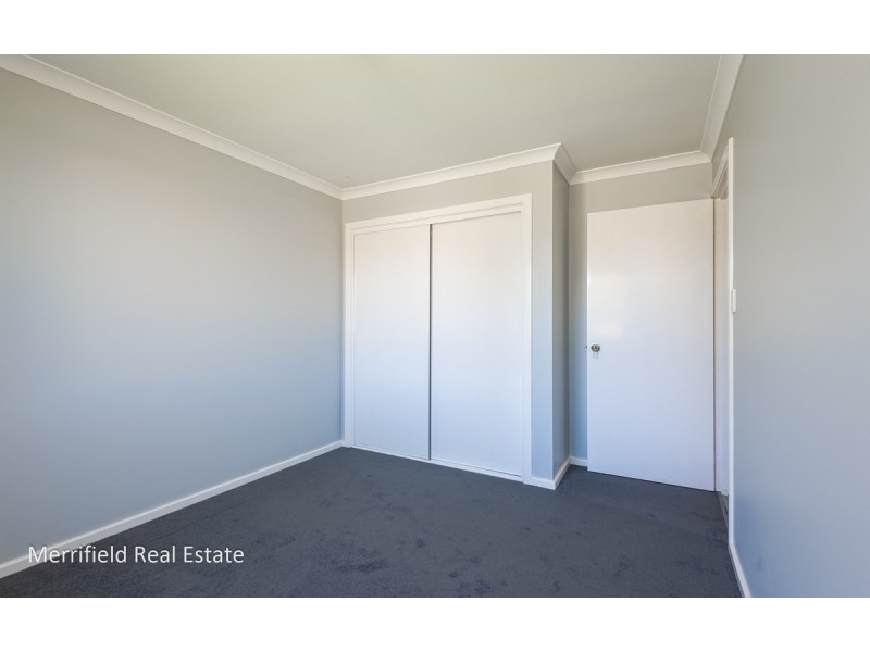 56 McGonnell Road, Orana WA 6330