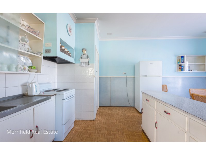 24 Crossman Street, Mount Melville WA 6330