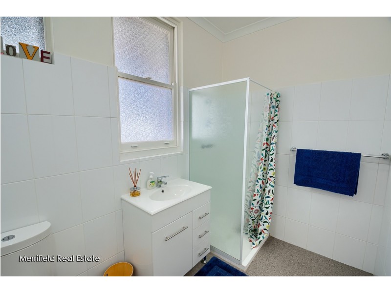 2/242 Middleton Road, Albany WA 6330