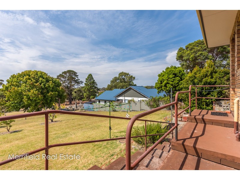 106A Burt Street, Mount Clarence WA 6330