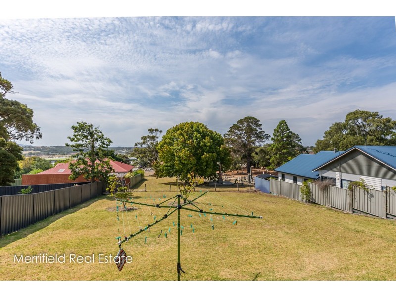 106A Burt Street, Mount Clarence WA 6330