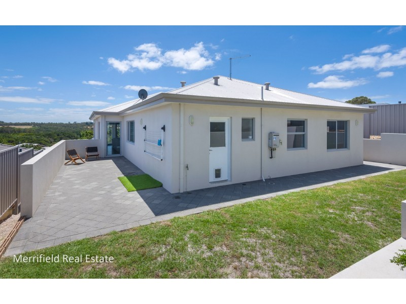 8 McWhae Drive, Spencer Park WA 6330