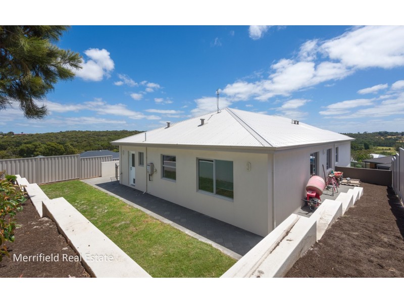 8 McWhae Drive, Spencer Park WA 6330