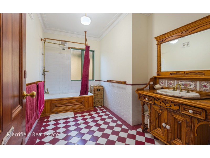 77 McBride Road, Goode Beach WA 6330