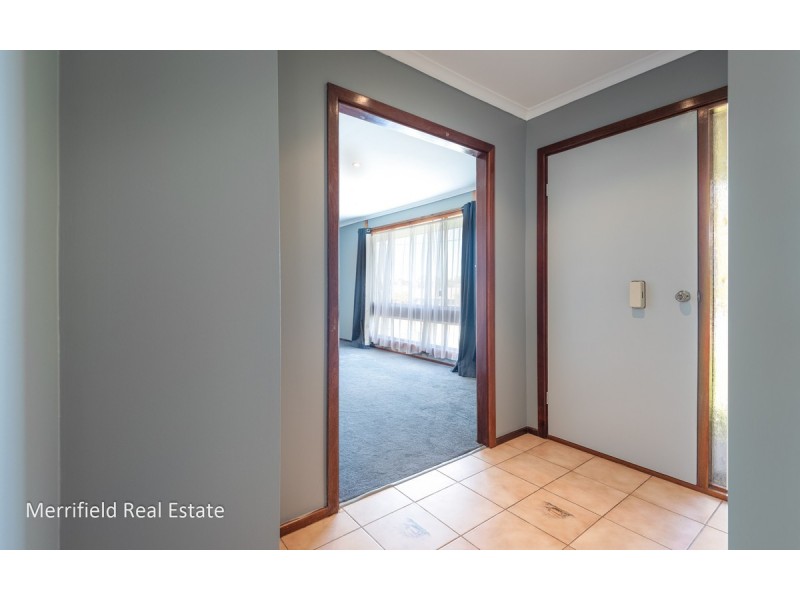 13 Whidby Street, Orana WA 6330