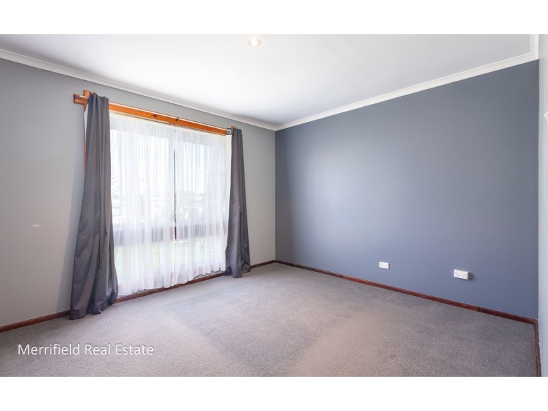 13 Whidby Street, Orana WA 6330