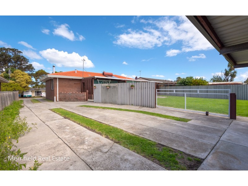 13 Whidby Street, Orana WA 6330