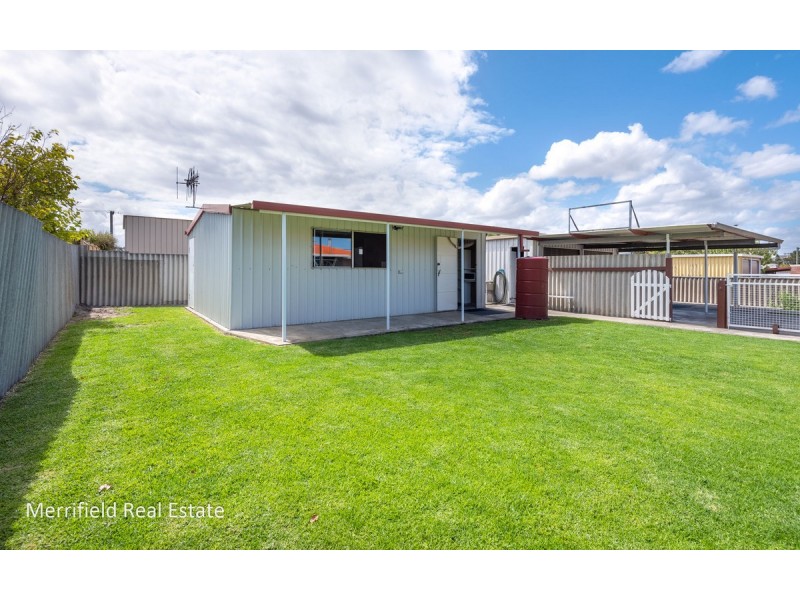 13 Whidby Street, Orana WA 6330