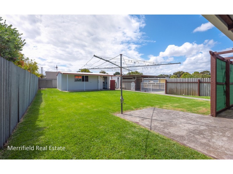 13 Whidby Street, Orana WA 6330