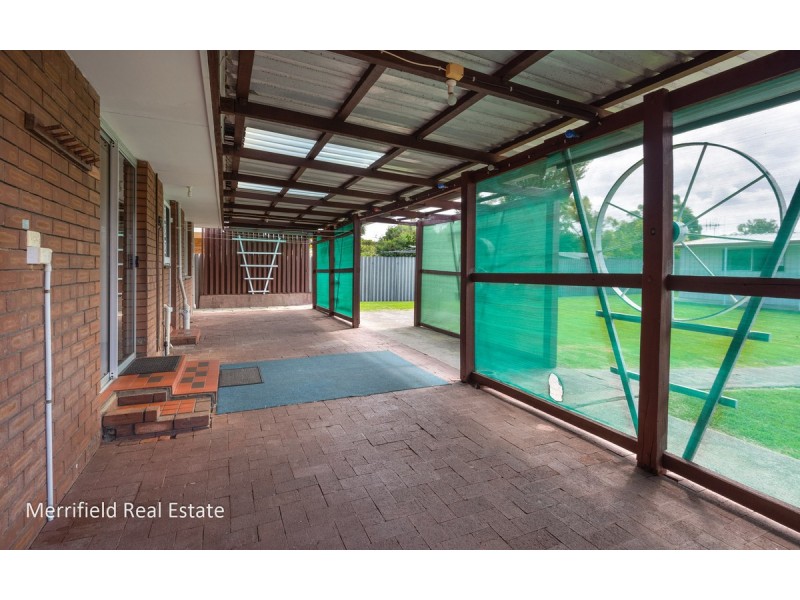 13 Whidby Street, Orana WA 6330