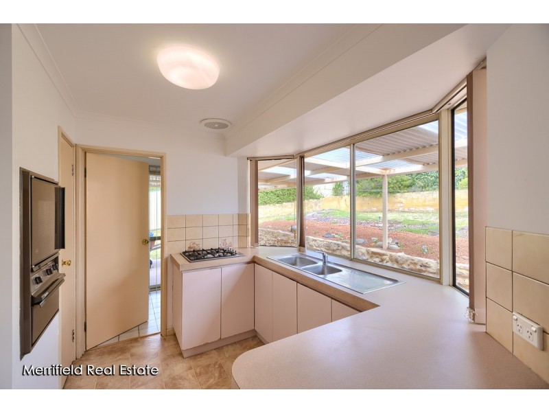 24 Premier Circle, Spencer Park WA 6330