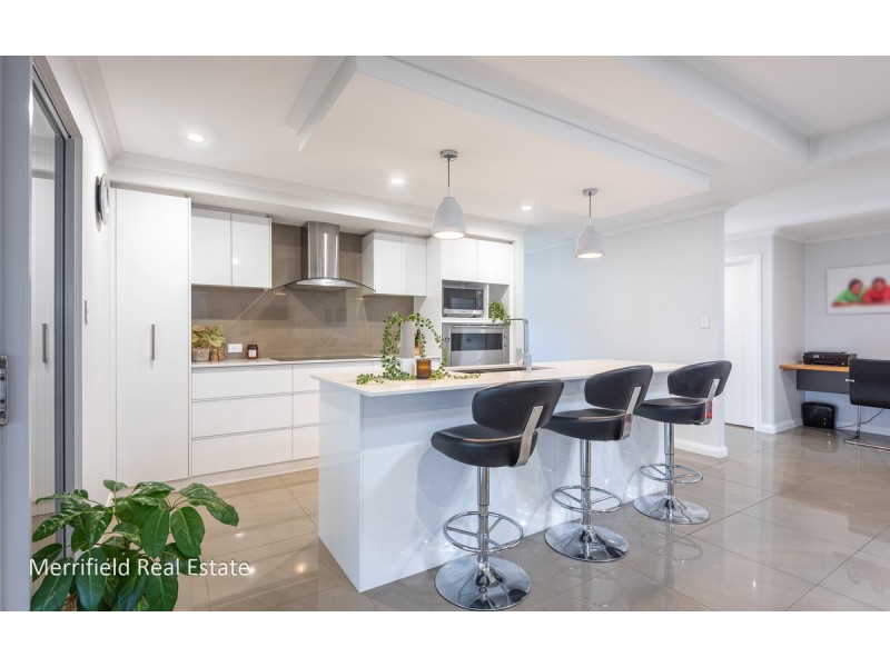 18 Bagnall Parkway, Lange WA 6330