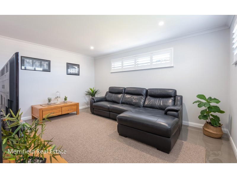 18 Bagnall Parkway, Lange WA 6330