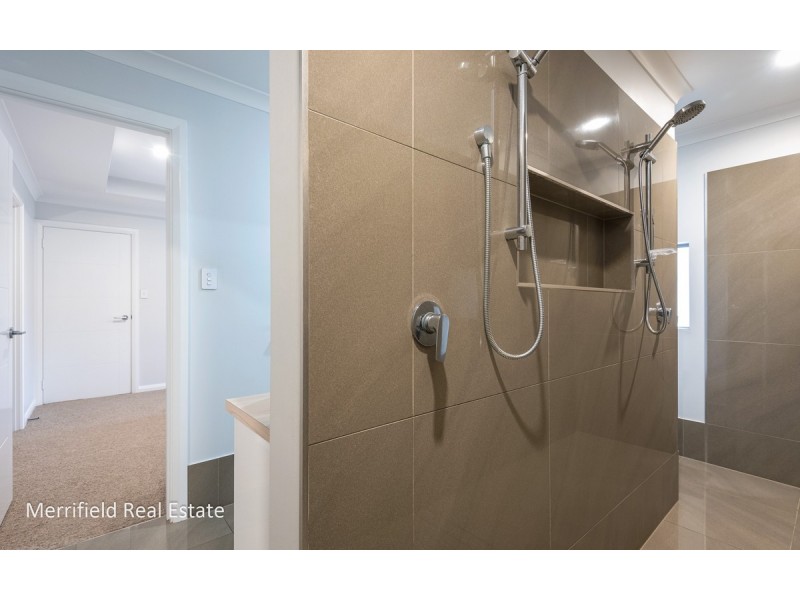 18 Bagnall Parkway, Lange WA 6330