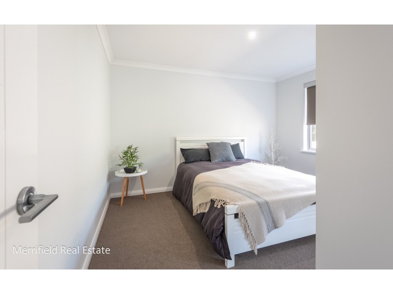 18 Bagnall Parkway, Lange WA 6330