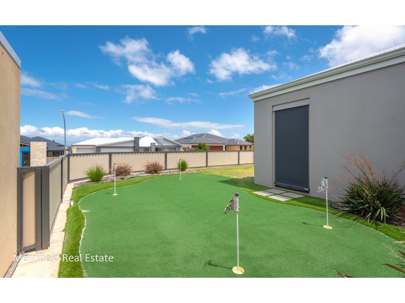 18 Bagnall Parkway, Lange WA 6330