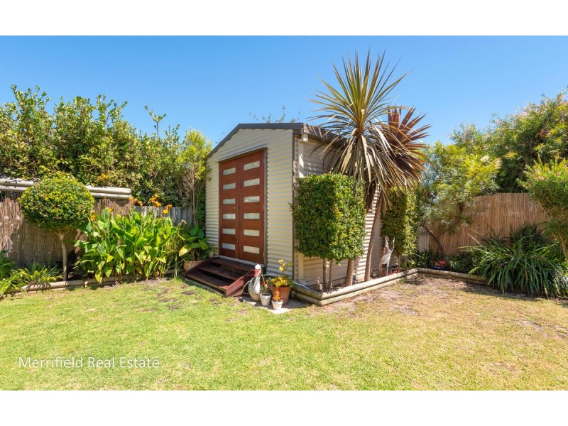 30B Katoomba Street, Orana WA 6330