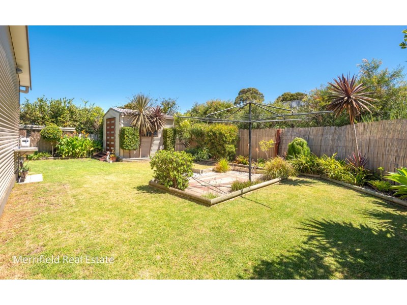 30B Katoomba Street, Orana WA 6330