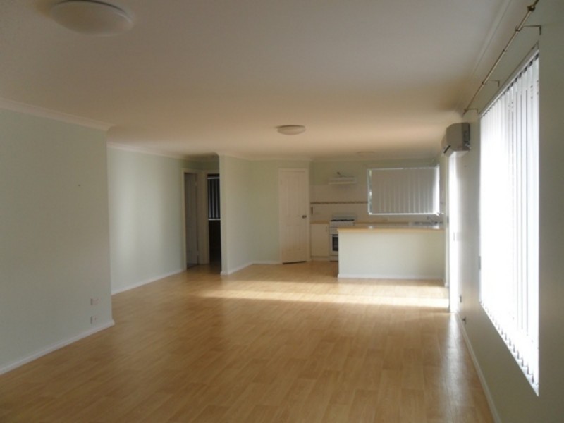 1/50 Sierra Crescent, Orana WA 6330