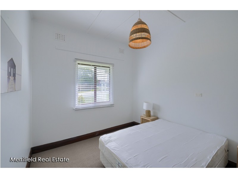 9 Middleton Road, Middleton Beach WA 6330