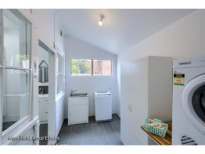 9 Middleton Road, Middleton Beach WA 6330