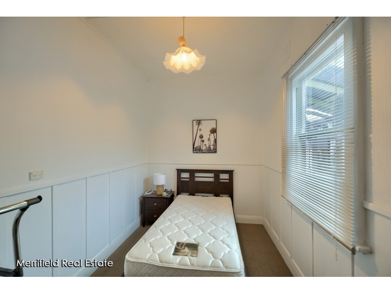 9 Middleton Road, Middleton Beach WA 6330