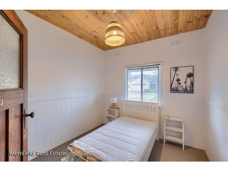 9 Middleton Road, Middleton Beach WA 6330