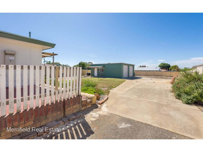 100 South Coast Highway, Orana WA 6330