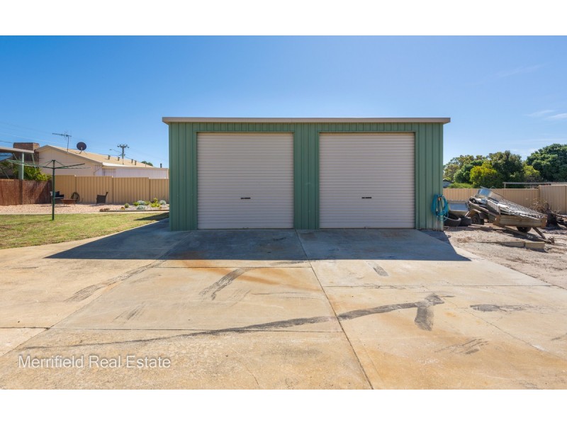 100 South Coast Highway, Orana WA 6330