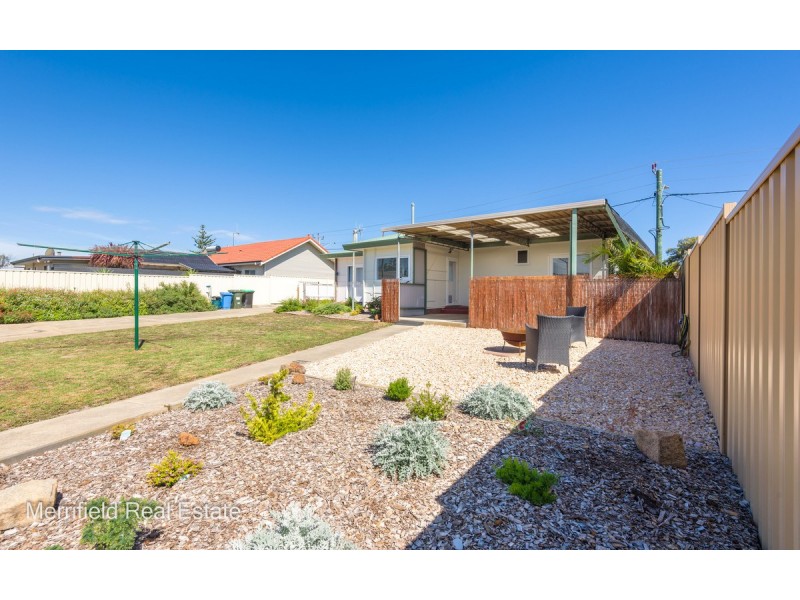 100 South Coast Highway, Orana WA 6330
