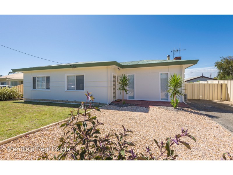 100 South Coast Highway, Orana WA 6330