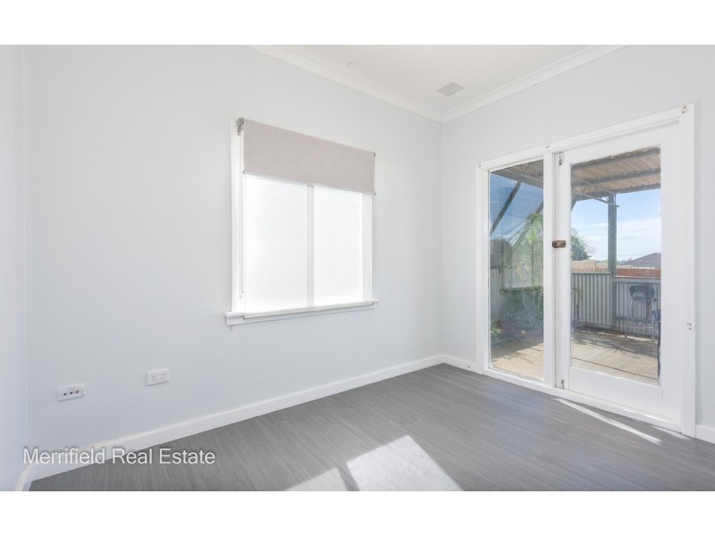 100 South Coast Highway, Orana WA 6330