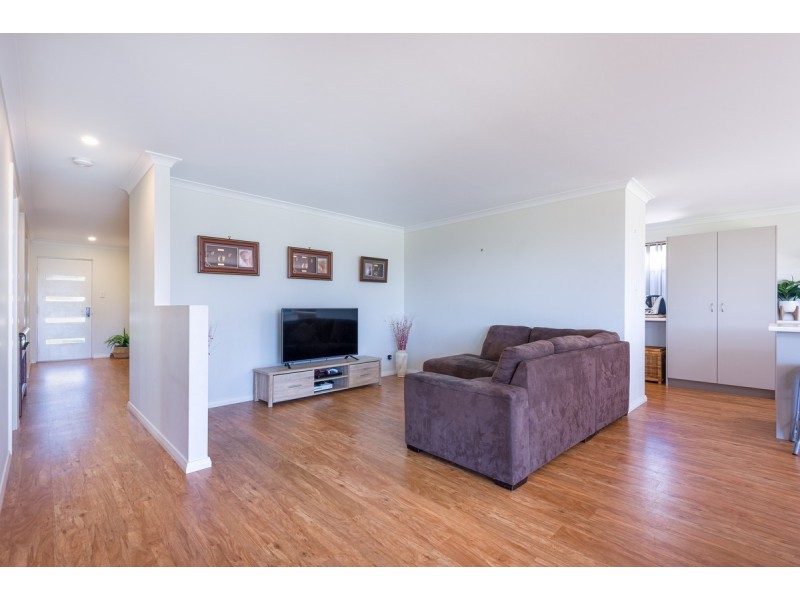 24 Albatross Drive, Bayonet Head WA 6330