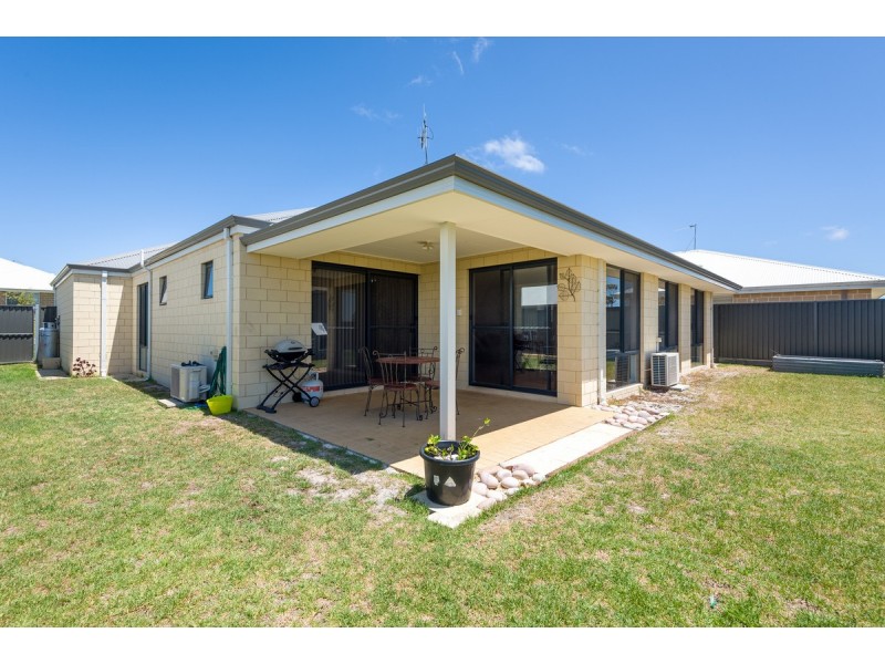 24 Albatross Drive, Bayonet Head WA 6330