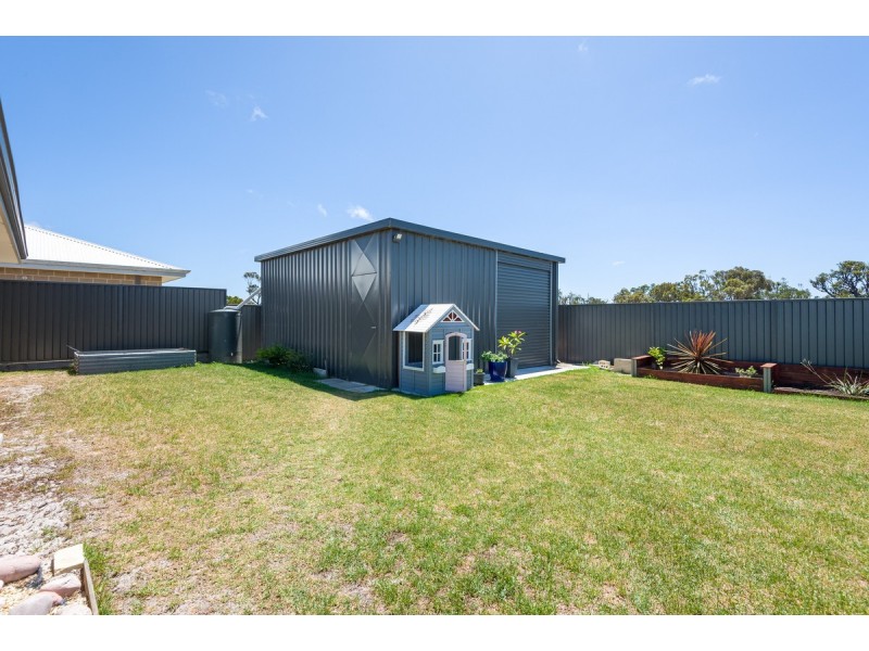 24 Albatross Drive, Bayonet Head WA 6330