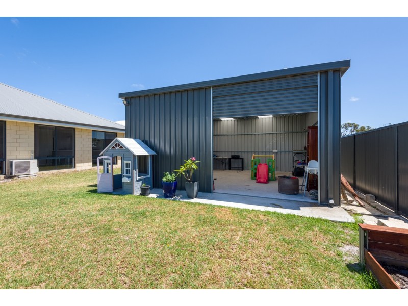 24 Albatross Drive, Bayonet Head WA 6330