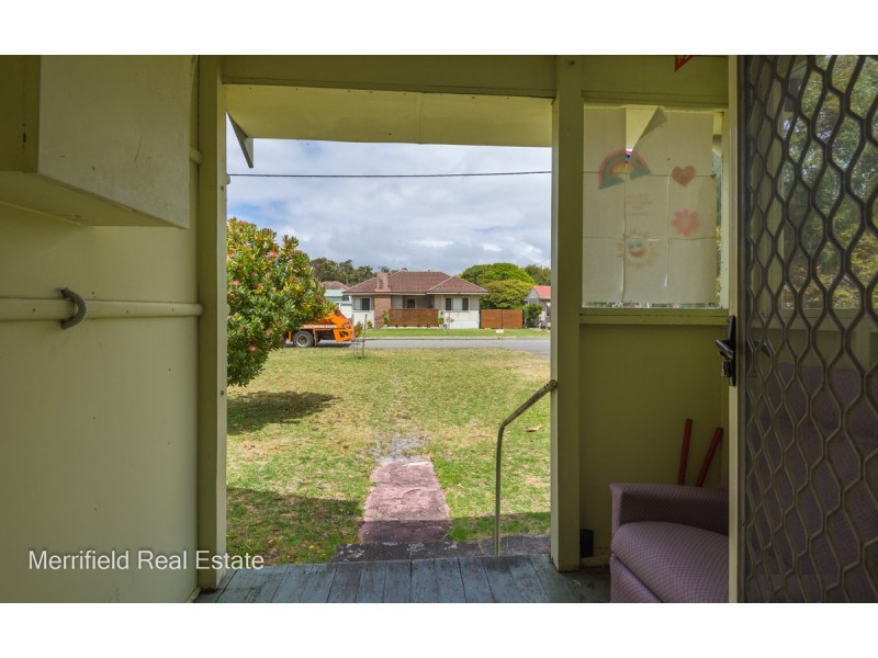 12 Hillman Street, Spencer Park WA 6330