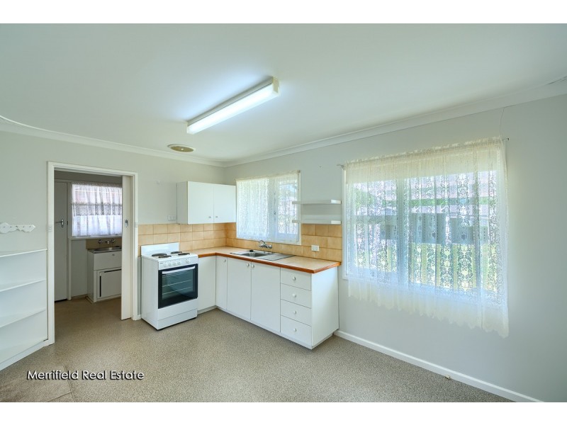 13 Geake Street, Spencer Park WA 6330